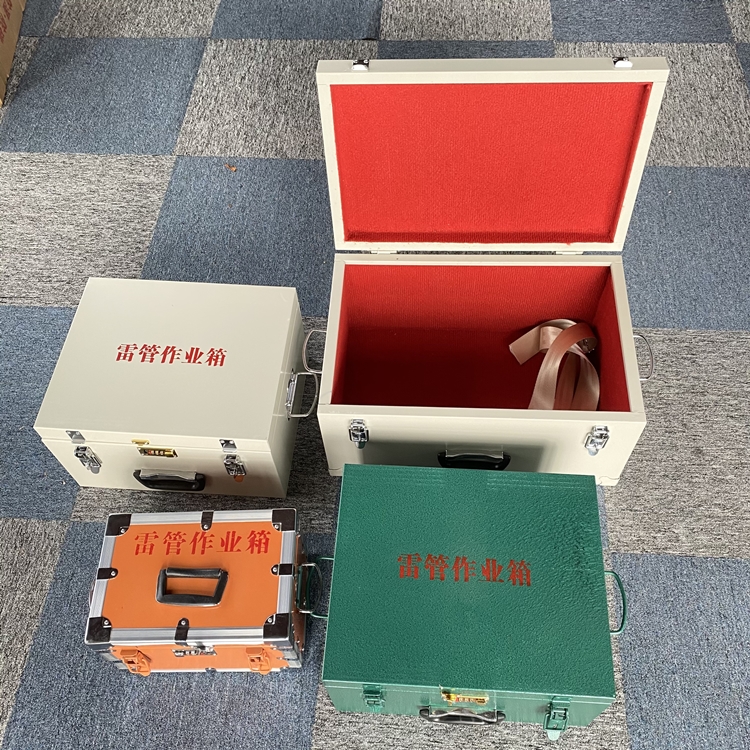 文水爆破工程作业箱如何选择？玻璃钢与传统材质的全面对比